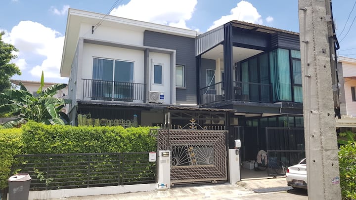 Nido House