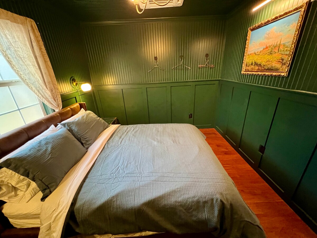 The Pilot House: and the Secret Room