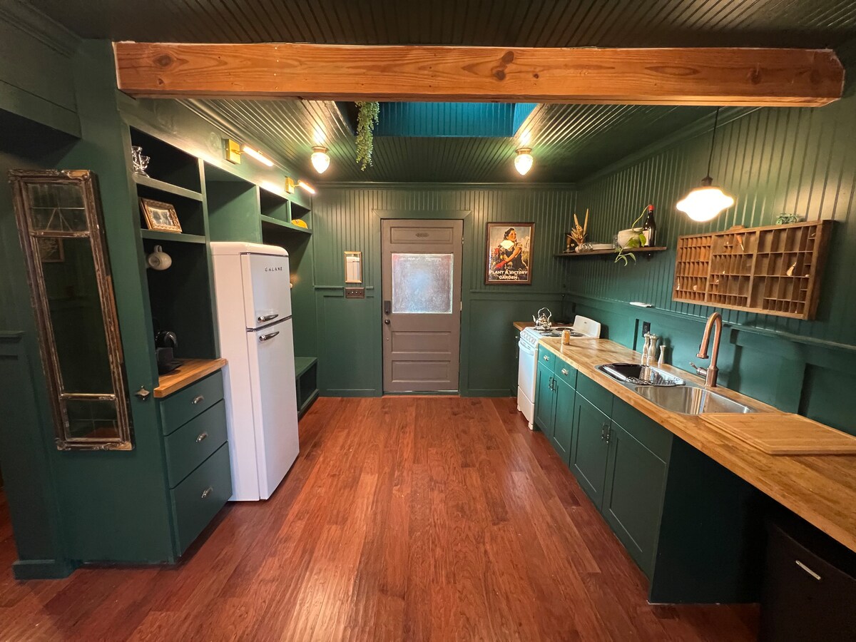 The Pilot House: and the Secret Room
