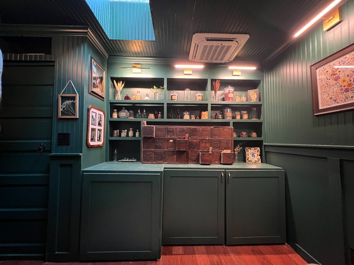 The Pilot House: and the Secret Room