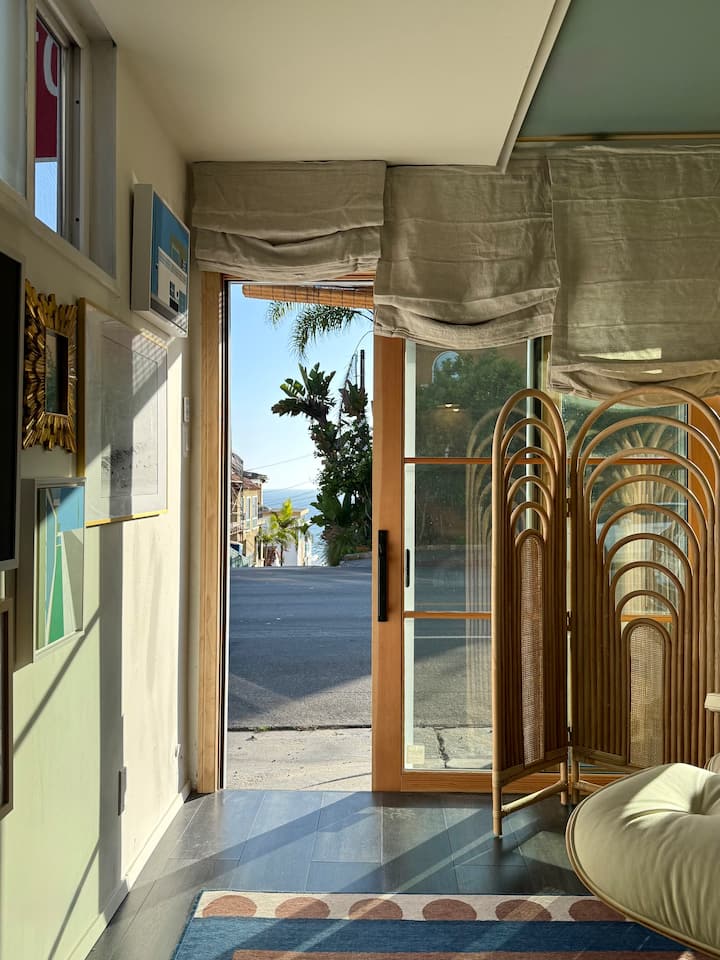 Manhattan Pearl - Manhattan Beach, CA
