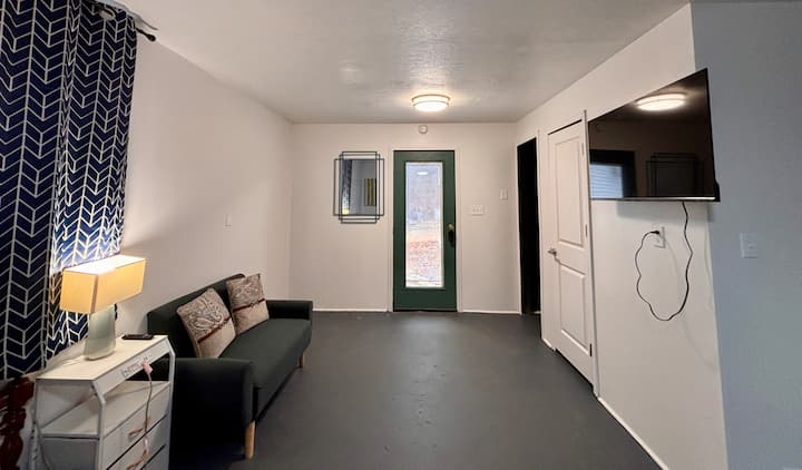 Pets Ok/guest House Near Airport - Huntsville, AL
