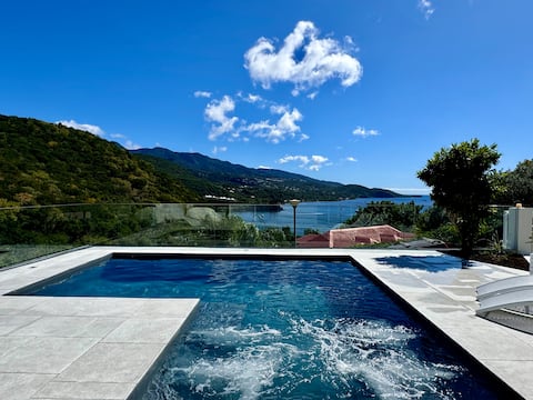 Superb luxury 4 beds villa swimming pool & jacuzzi