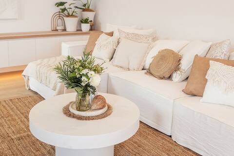 Successful Airbnb property: BeachHouse on Breakers - Winter Escape Heated Pool in Sunshine Coast Regional