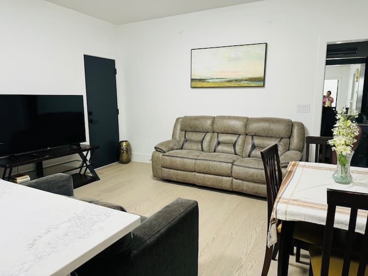 Cozy Hideaway With 2br - Surrey