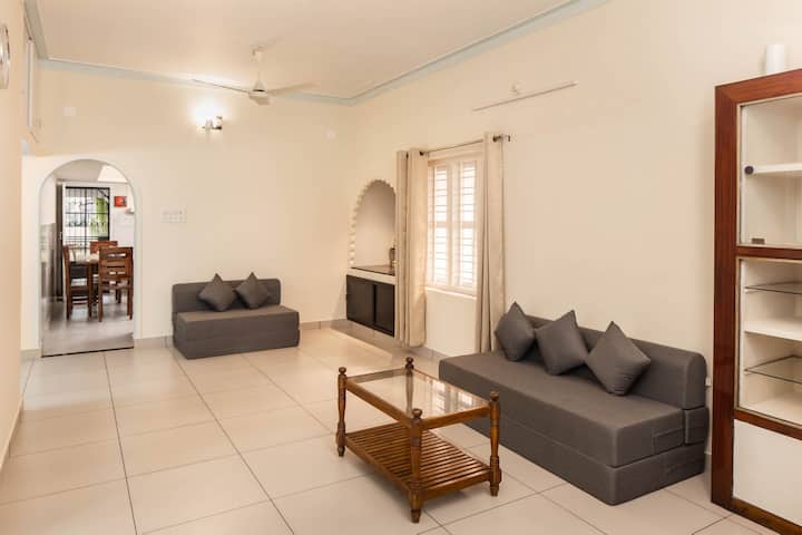 غرفة المعيشة