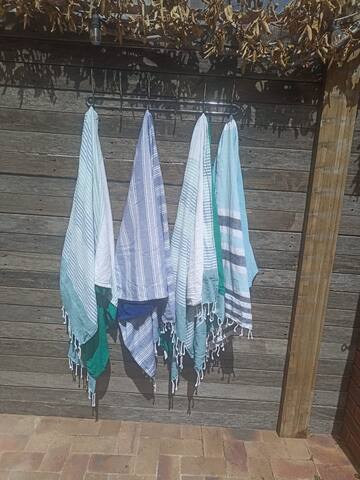 Camps Bay Home gallery image 5