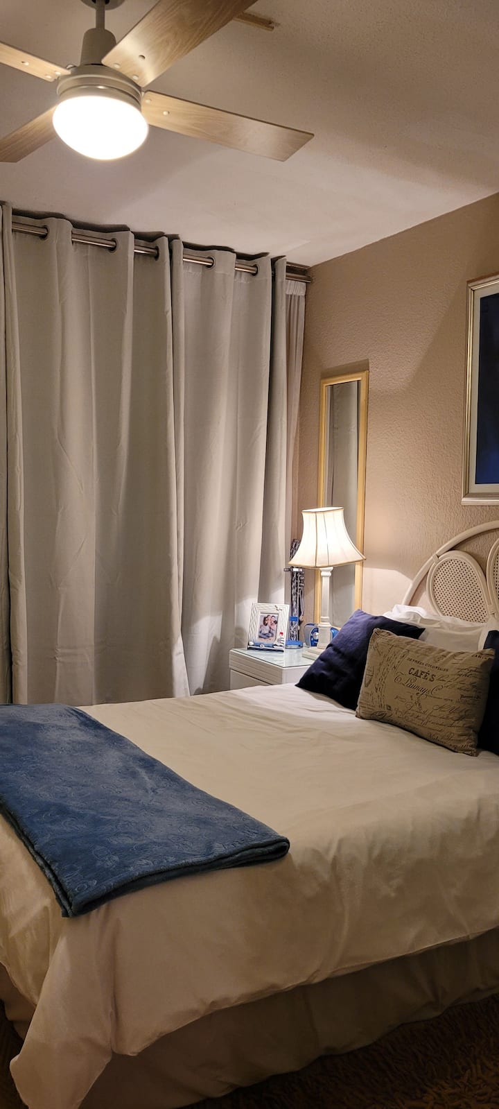 غرفة النوم 1