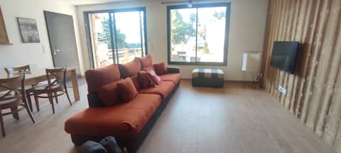 Top Airbnb: Peaceful 3-room apartment in chalet, close to direct ski nature à Bolquère
