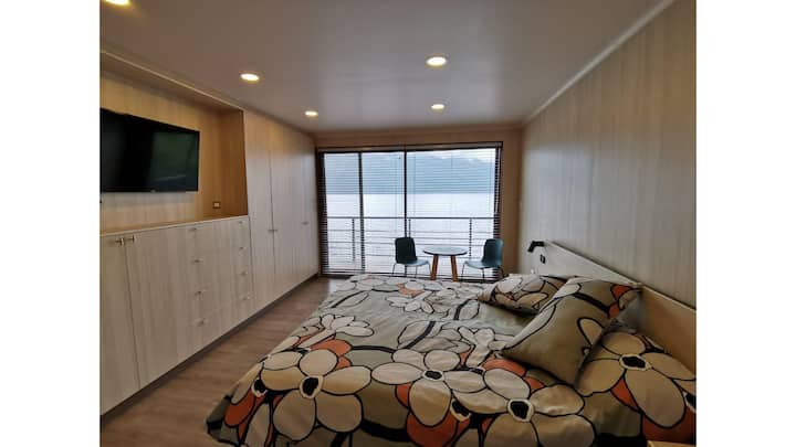 dormitorio matrimonial con baño privado