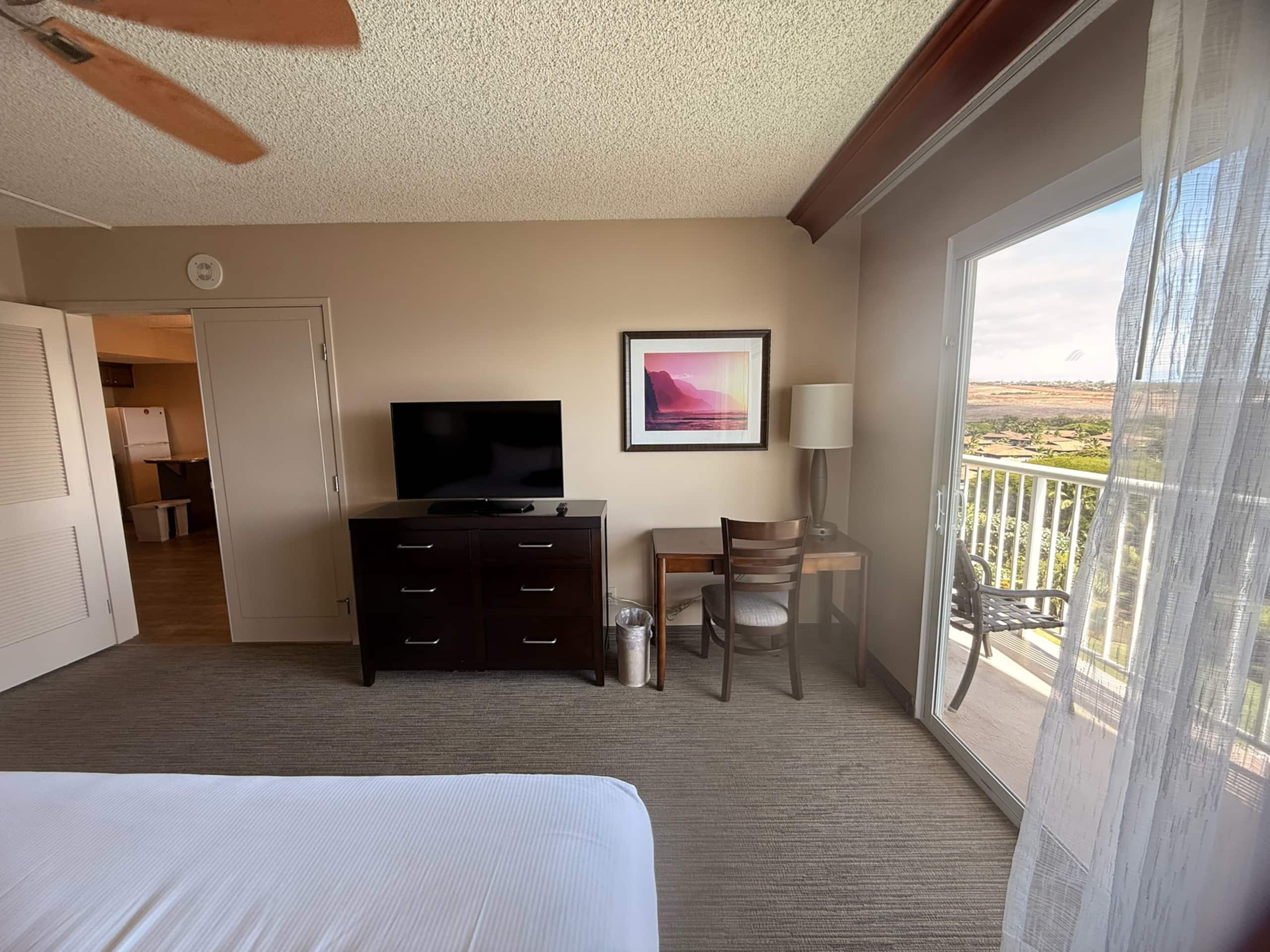Condo in Lahaina · ★4.5 · 1 bedroom · 2 beds · 1 private bath - Image 25