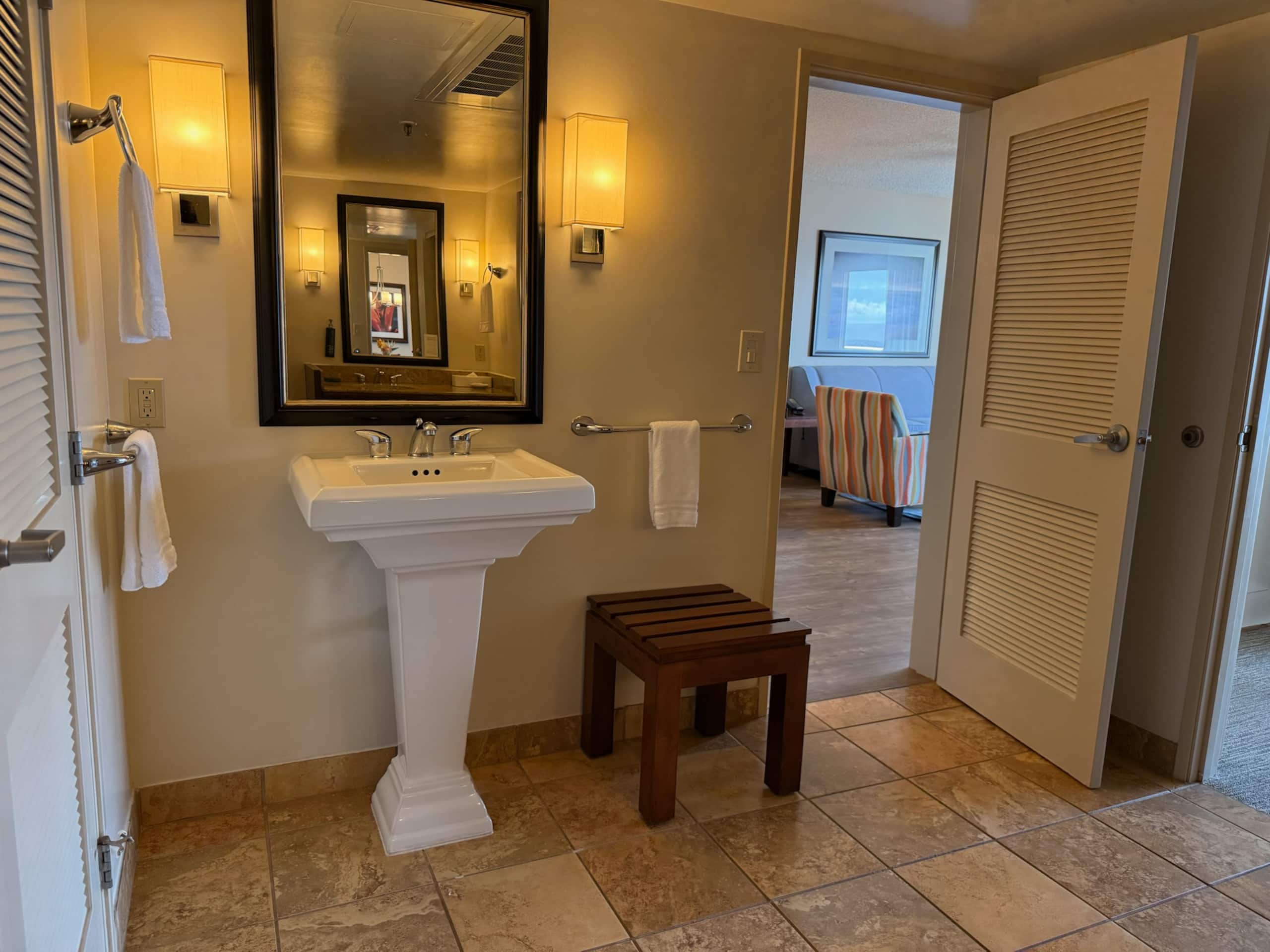 Condo in Lahaina · ★4.5 · 1 bedroom · 2 beds · 1 private bath - Image 27
