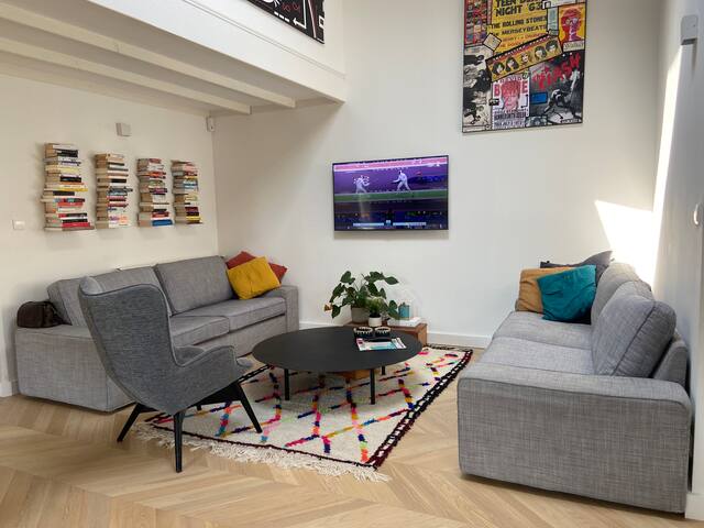 Maison + piscine sans vis à vis, parking & tram gallery image 3