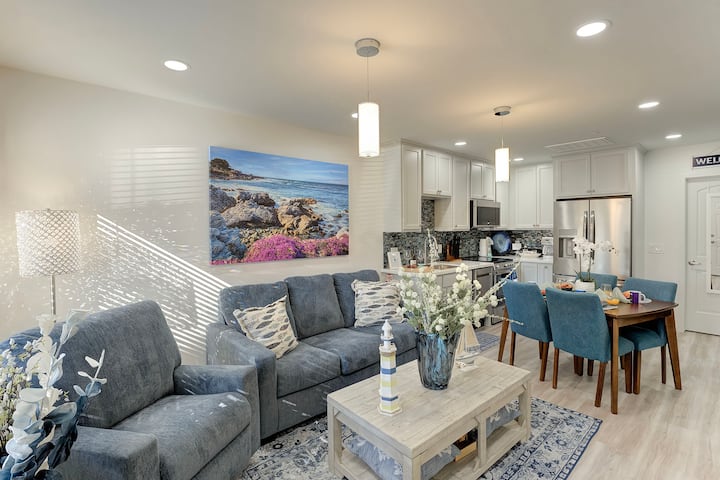 3957 Lighthouse Landing ~ Walk To Dining And Beach - パシフィック・グローブ, CA