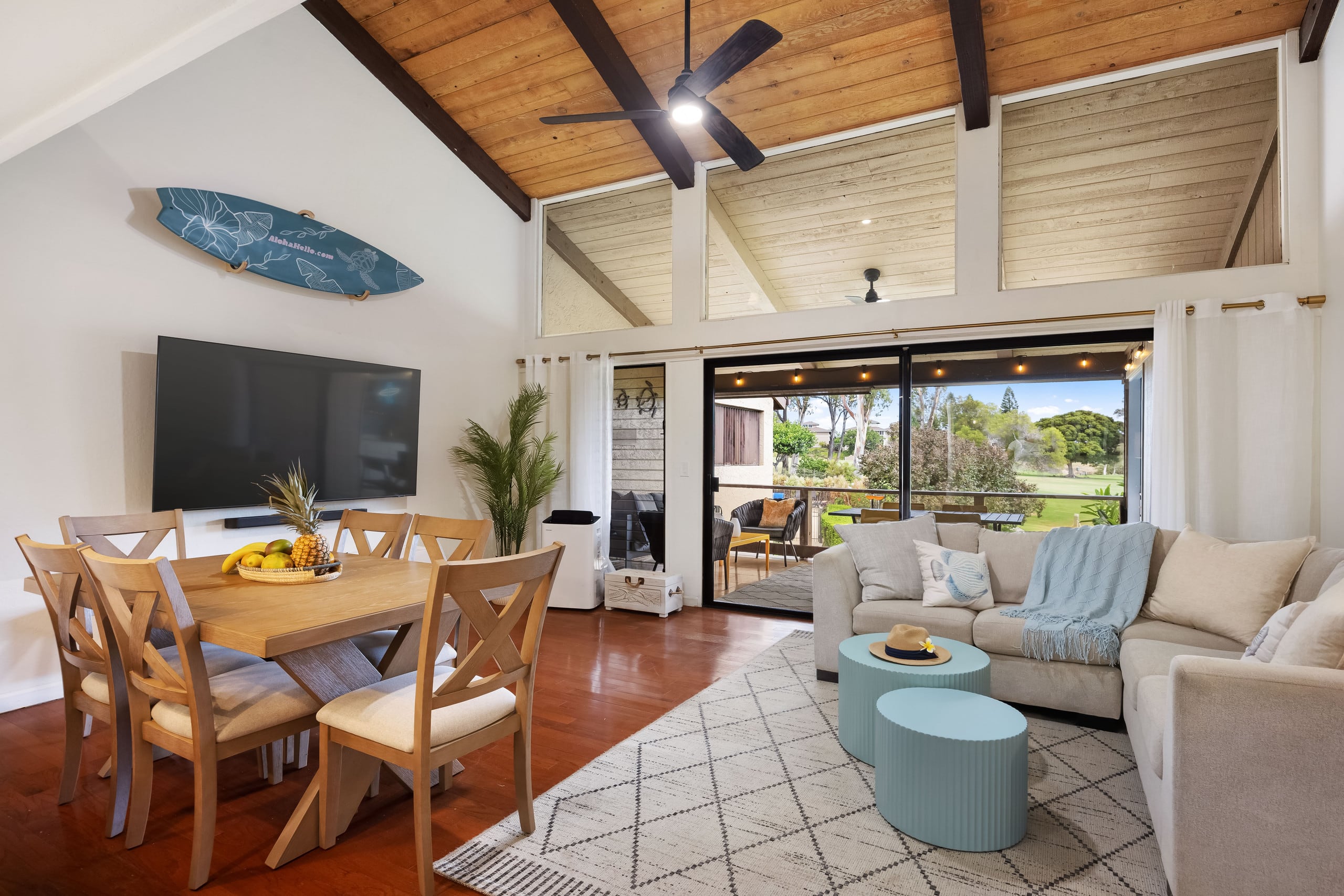 Stylish Ocean View 2BD, King beds, Pools - Photo 5