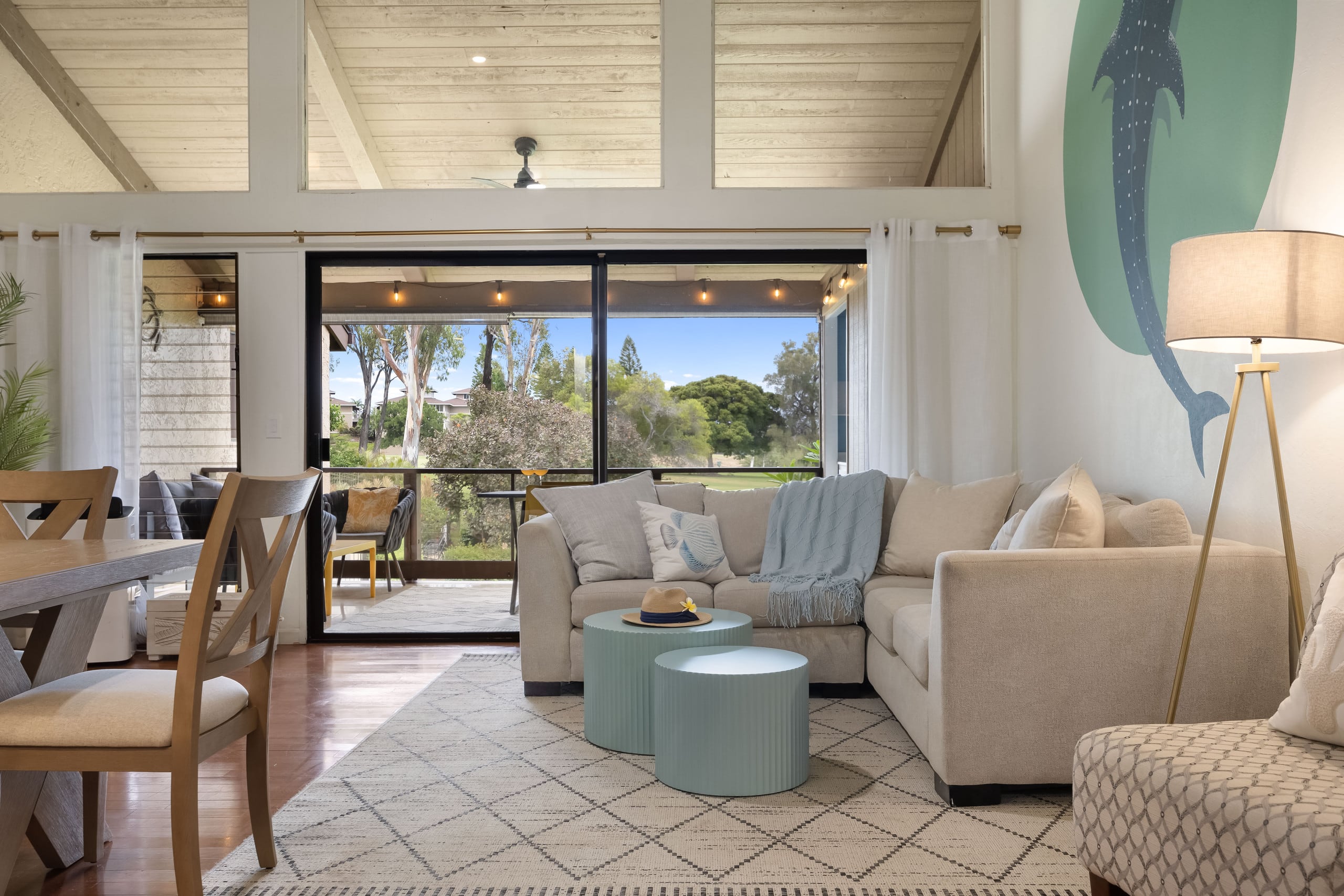 Stylish Ocean View 2BD, King beds, Pools - Photo 7