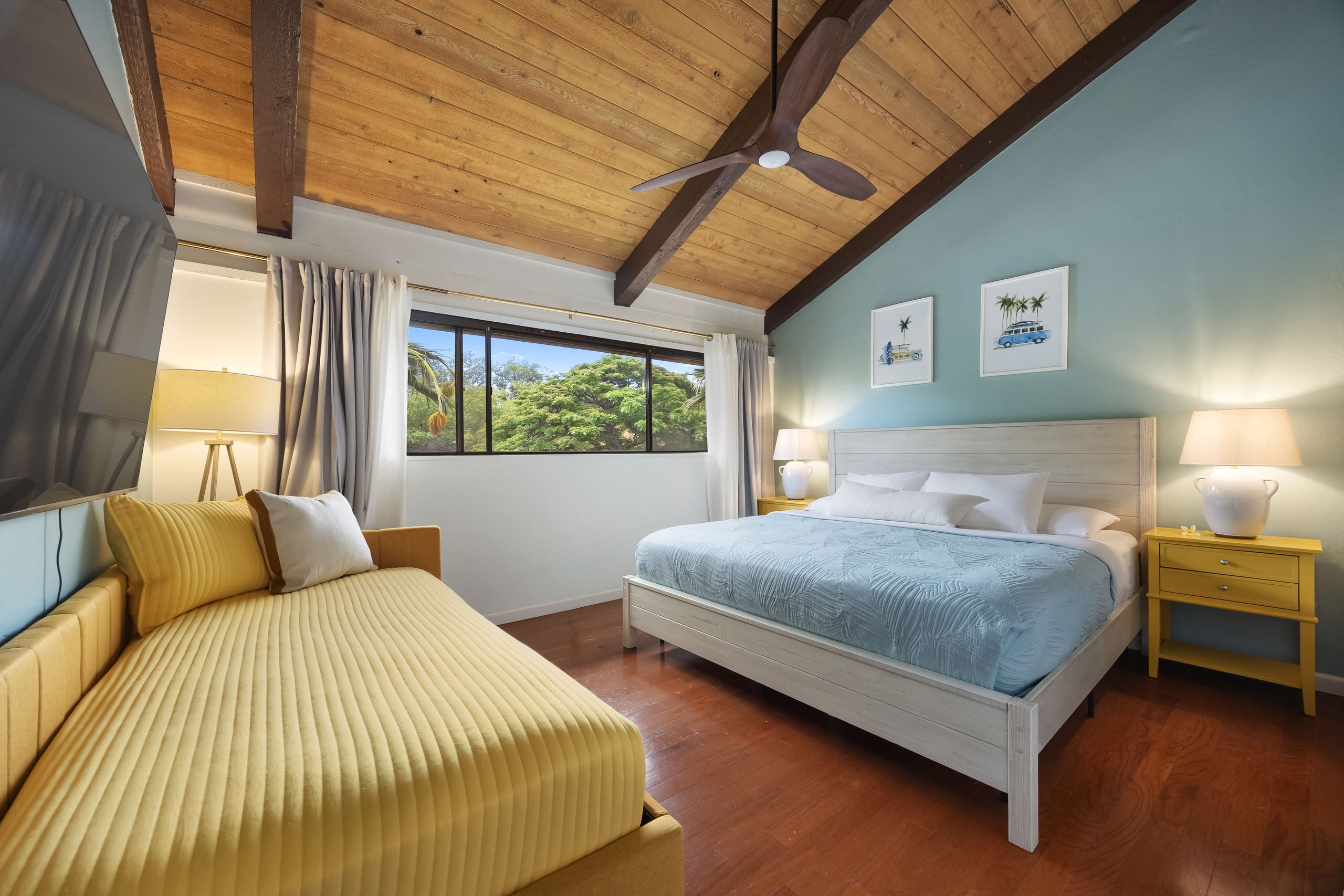 Stylish Ocean View 2BD, King beds, Pools - Photo 60