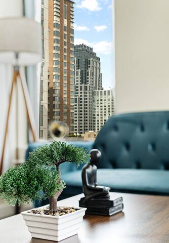 Bright 2BR/2BA Downtown Gem by Boston Common. gallery image 3