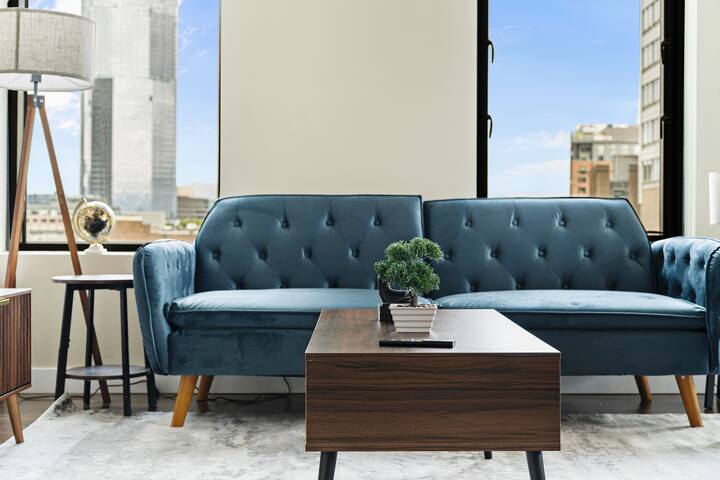 Bright 2BR/2BA Downtown Gem by Boston Common. gallery image 4