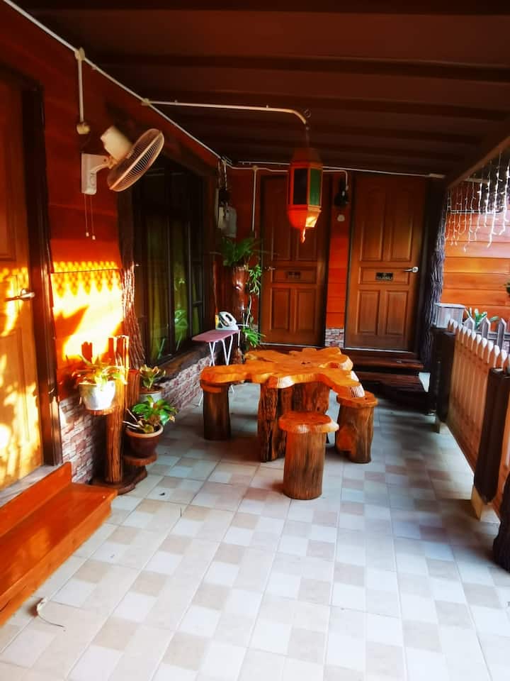 Bilik Kenanga (Dvilla Hasnor Roomstay) - Rantau Panjang