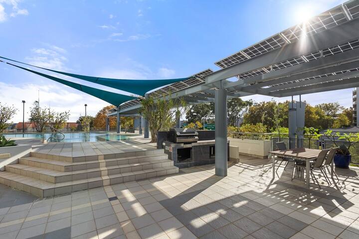 the Zookeepers Rest gallery image 4