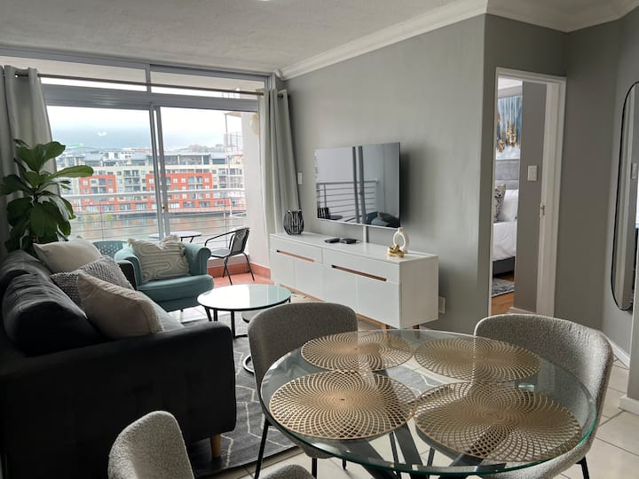Tyger Waterfront Apartment - Western Cape