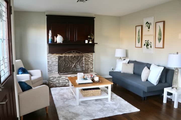 Leucadia Coastal House & Family 30+ - Encinitas, CA