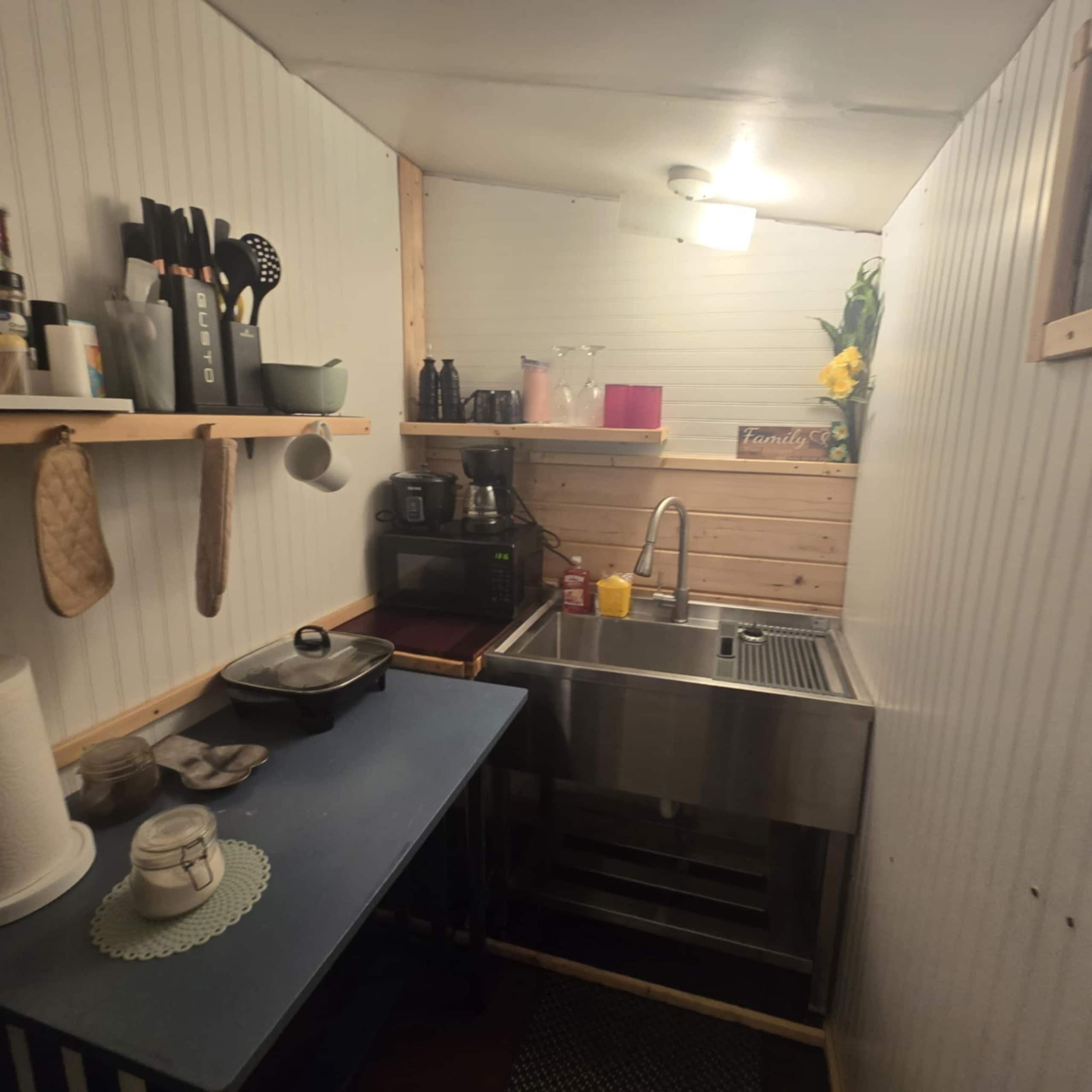Guesthouse in Haiku-Pauwela · ★4.56 · 1 bedroom · 1 bed · 1 private bath - Image 4