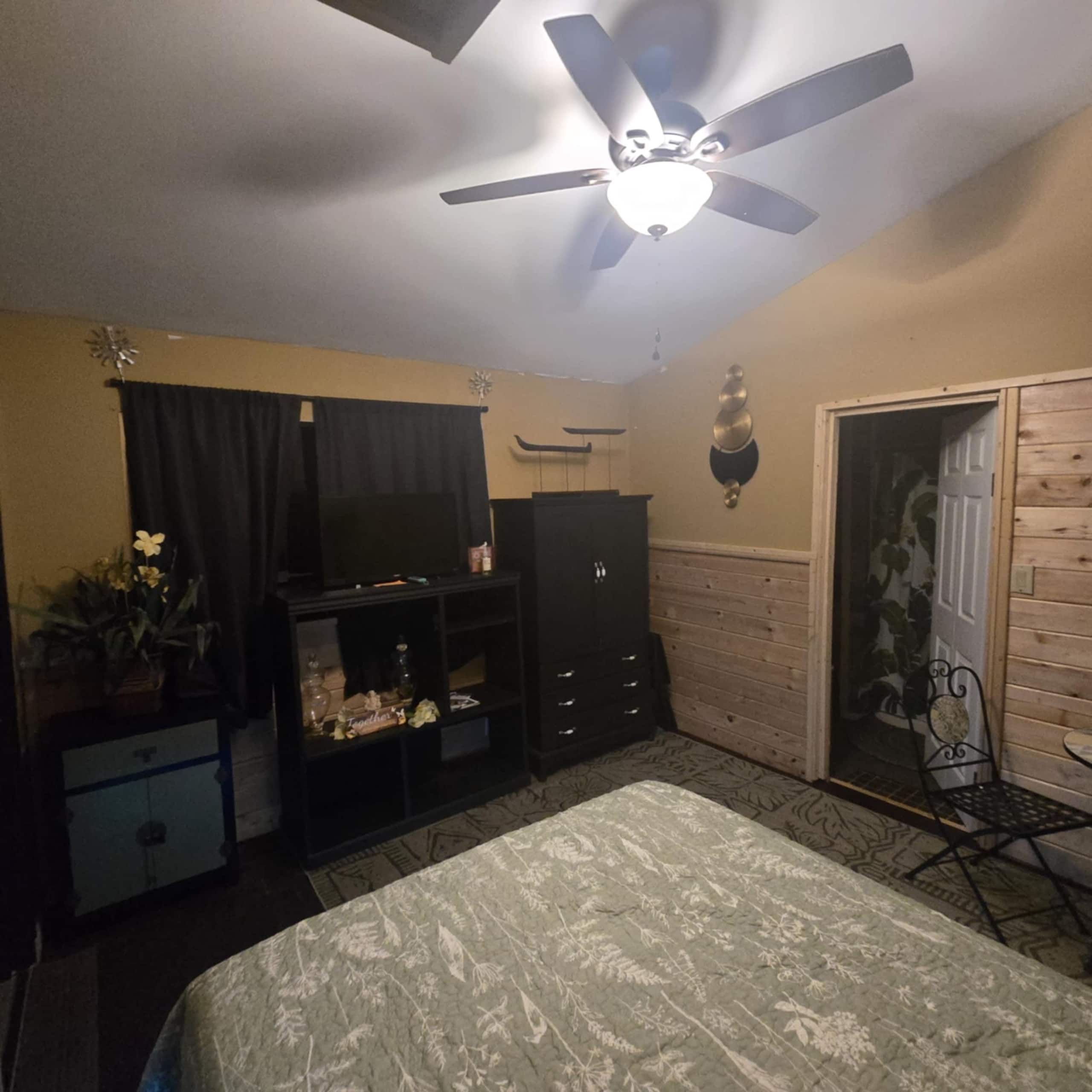 Guesthouse in Haiku-Pauwela · ★4.56 · 1 bedroom · 1 bed · 1 private bath - Image 10