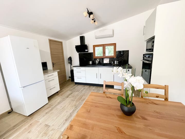 Gîte Lavande - Aptmt Avec Piscine Et Spa - Var