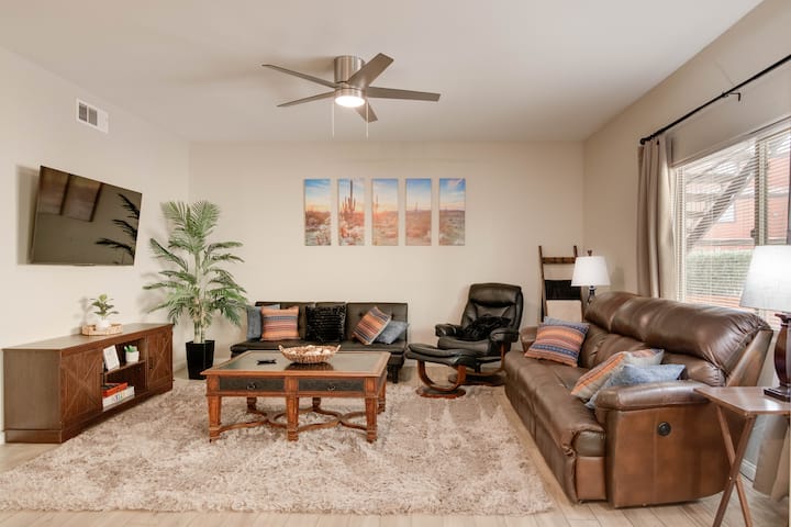Hawk Ridge Retreat - Mesquite, NV