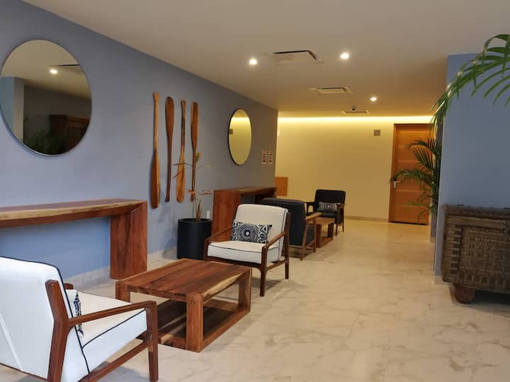 PREDVORJE 2 - POSLOVNI CENTAR - ČITAONICA 