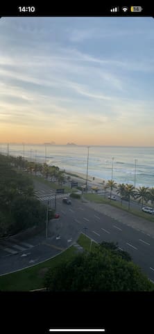 Cobertura LINDA com VISTA mar + Piscina Privativa