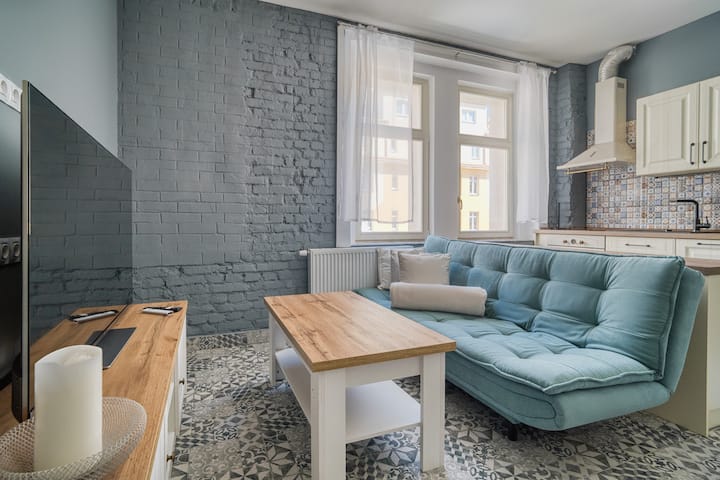Karlovy Cute Inn: 1br Apartment With Balcony - Karlovy Vary