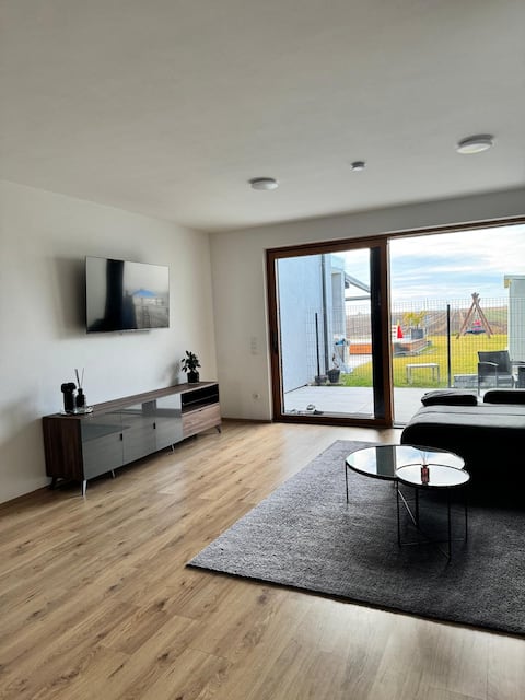 New house, close to the city