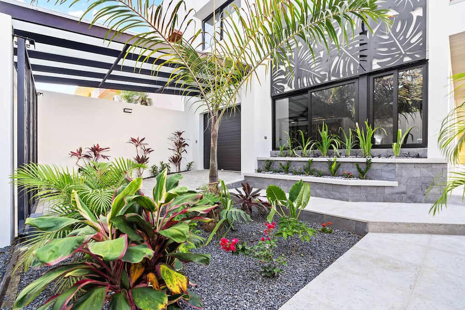 A beachfront villa on Playa Potrero, Potrero, Guanacaste, Costa Rica, photo 9 of 10