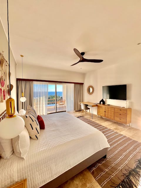 Oceanview Condo with Private Pool # 1009