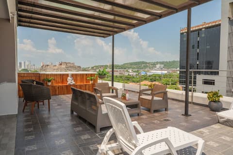 Beautiful apartment suite near the historic center.