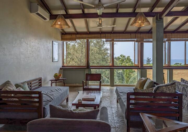 Living room image 1