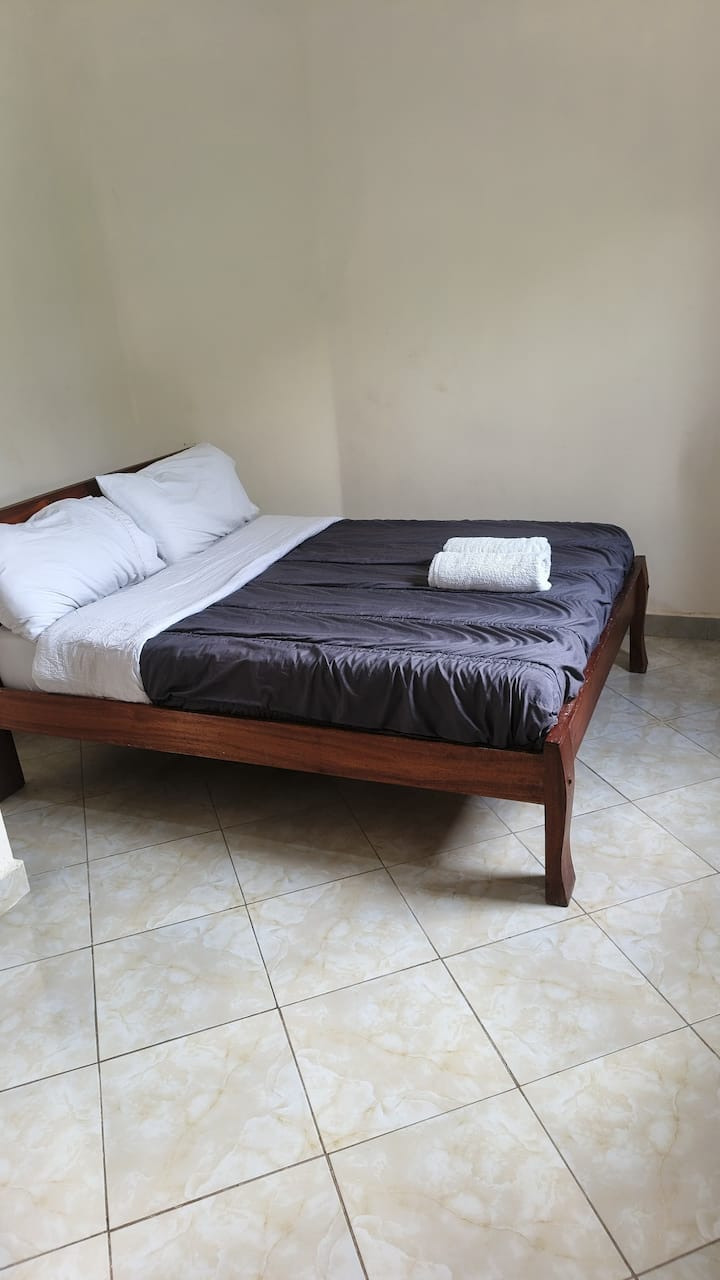 საძინებელი 1