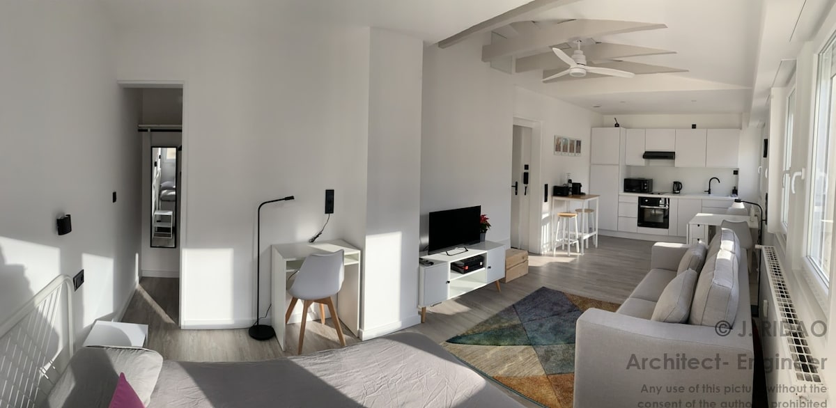 Top Airbnb: Loft Maribel, renovated. The best place to be! in Neudorf Musau