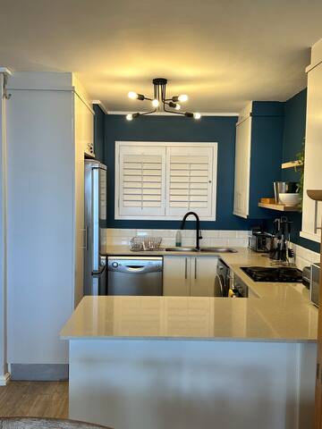 Apartment at Lagoon Beach gallery image 5