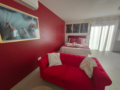 A passionate love, love room, Balnéo 15 min from the zoo