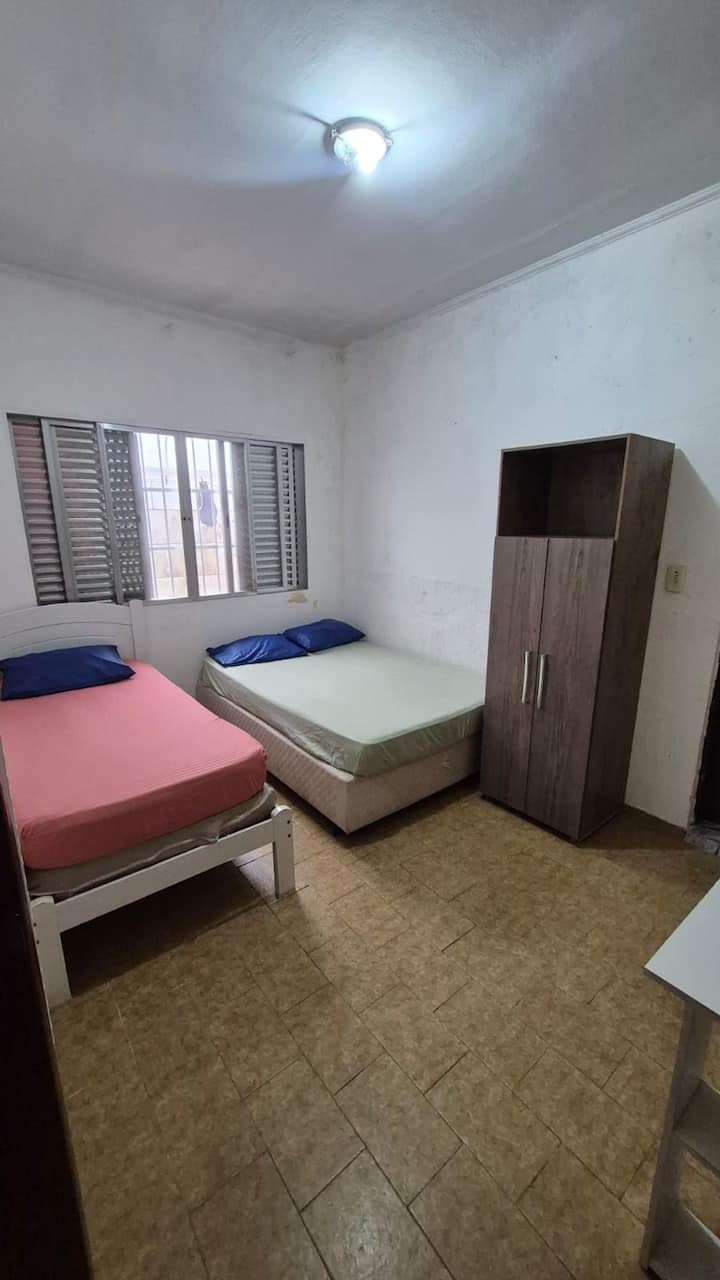 Dhomë gjumi 2