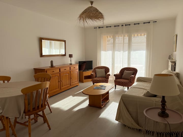 Appartement Clair Centre-villet2 50m2+ Parking - Sanary-sur-Mer