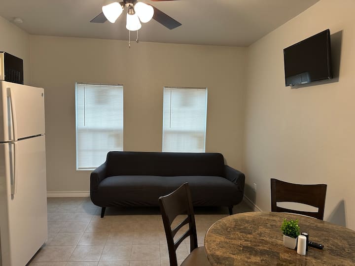 Spacious & Comfortable New Unit #14 - Laredo, TX