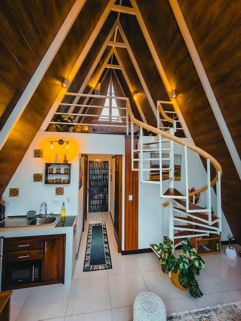 Beautiful new villa with a Jacuzzi in La Fortuna