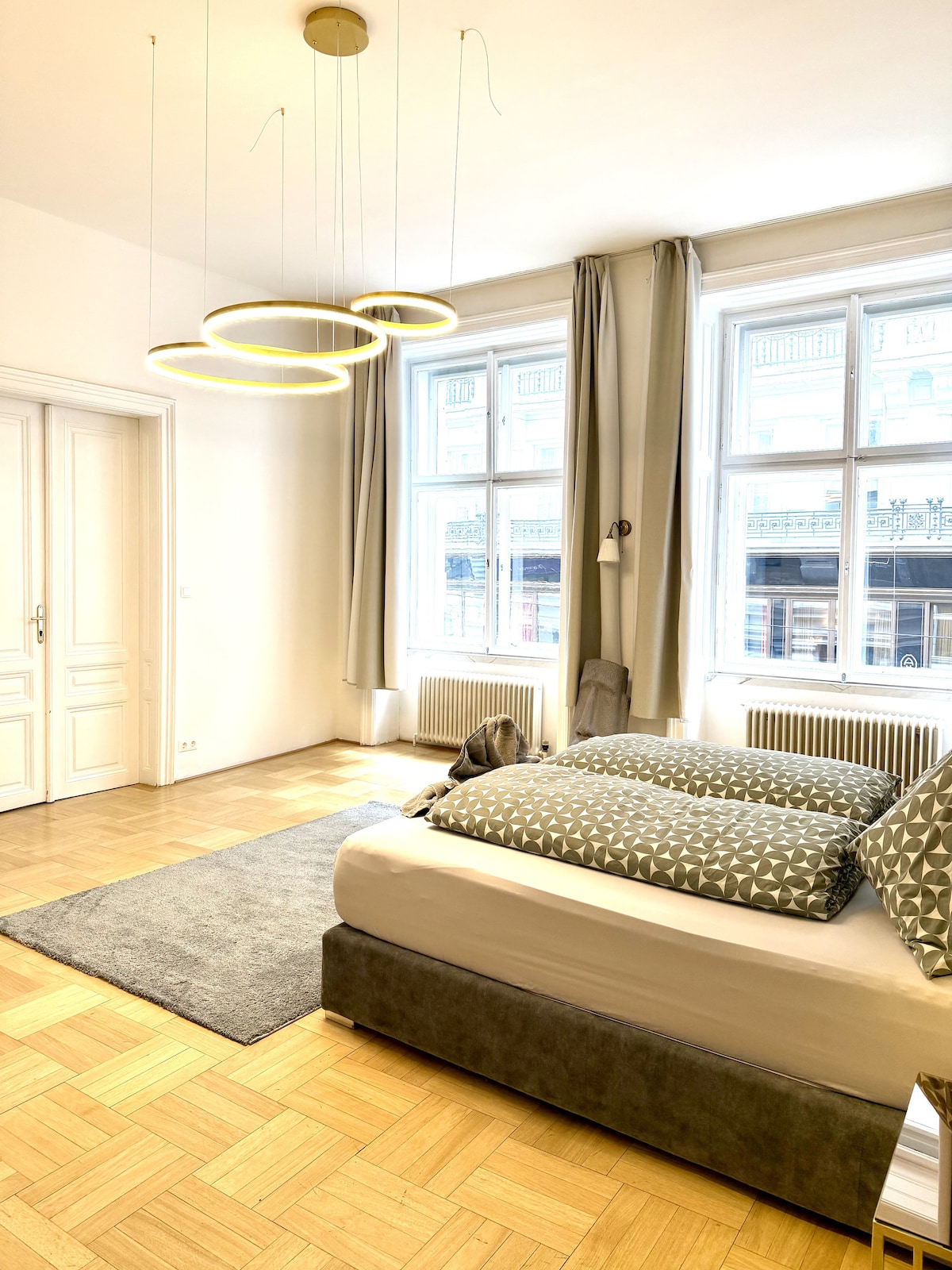 Opera Vienna Apartment 145m2 photo 4