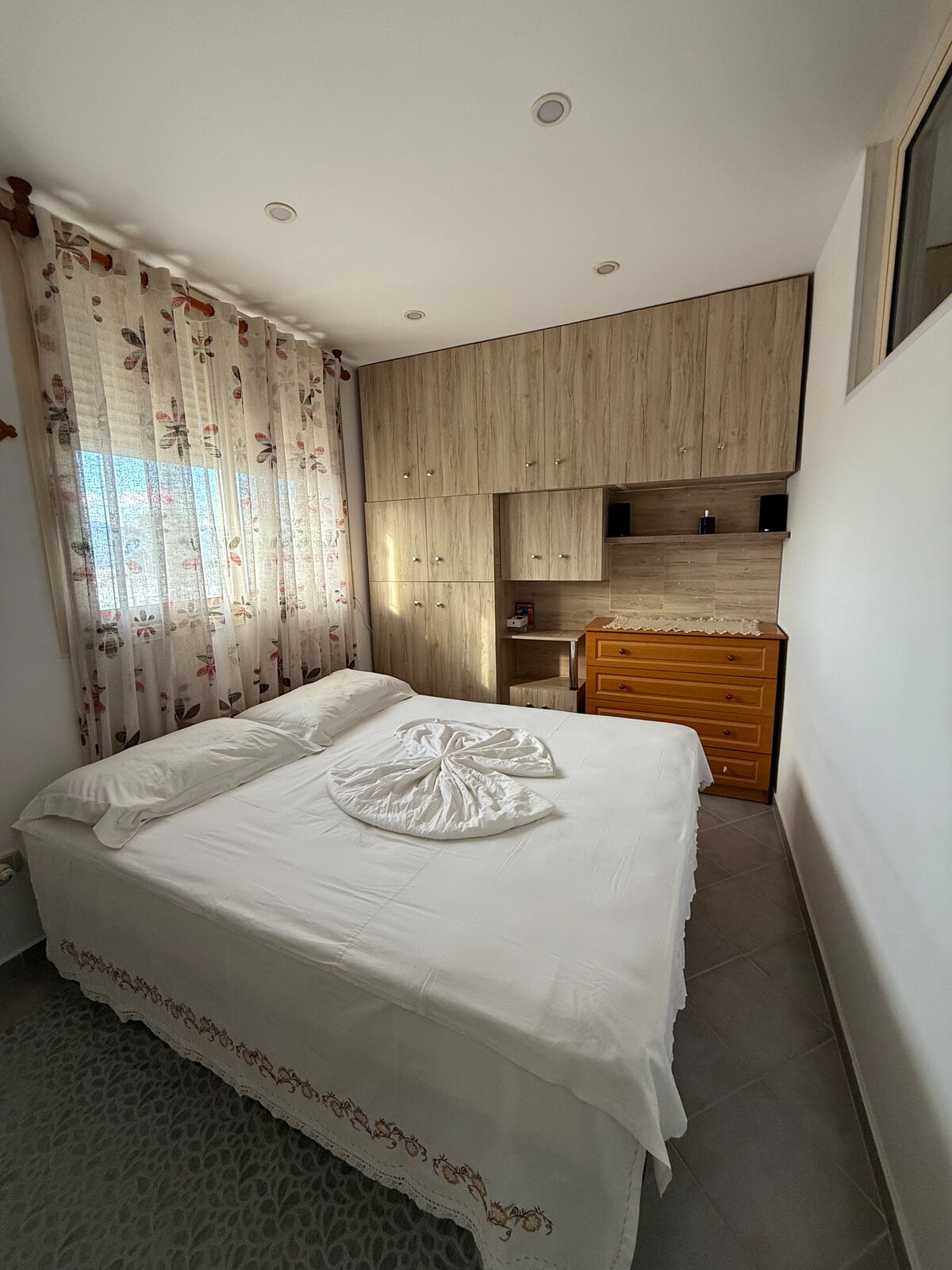 Listing 1306728414722843156