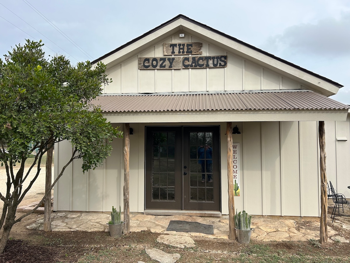 The Cozy Cactus - Cabins for Rent in New Braunfels, Texas, United States -  Airbnb